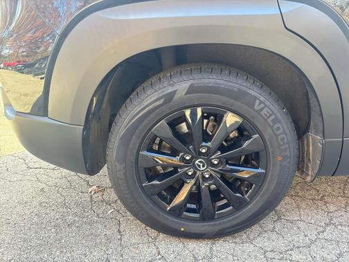 2024 Mazda CX-50 2.5 S Preferred Package