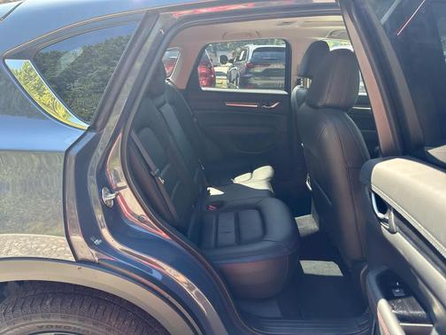 2023 Mazda CX-5 Carbon Edition