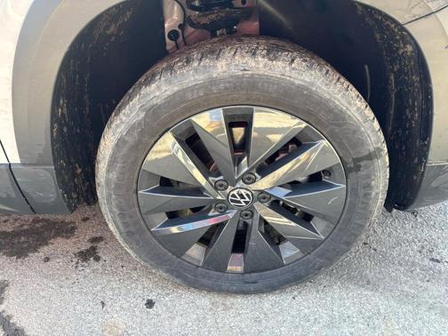 2023 Volkswagen Taos 1.5T S