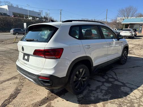 2023 Volkswagen Taos 1.5T S