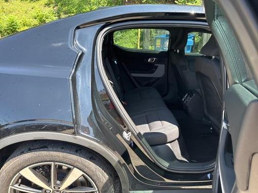 2022 Polestar 2 Long Range Dual Motor