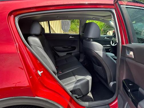 Hyper Red 2020 Kia Sportage EX