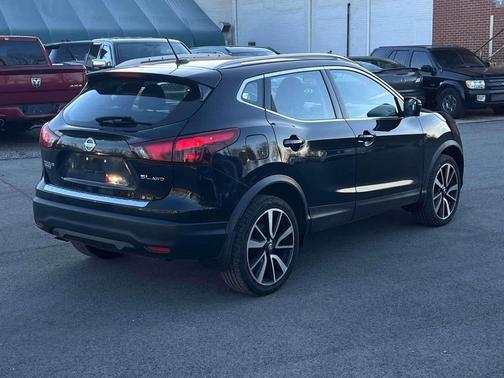 2018 Nissan Rogue Sport SL