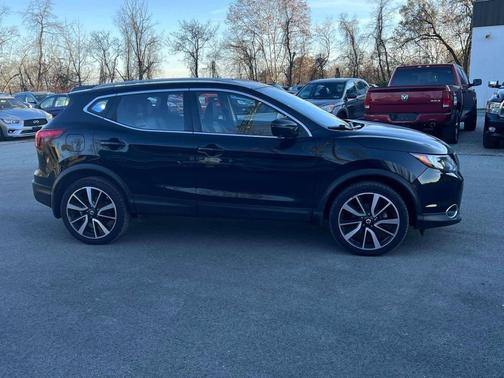 2018 Nissan Rogue Sport SL