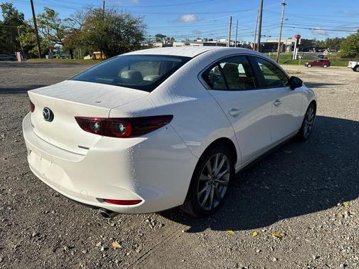 2025 Mazda Mazda3 FWD w/Preferred Package