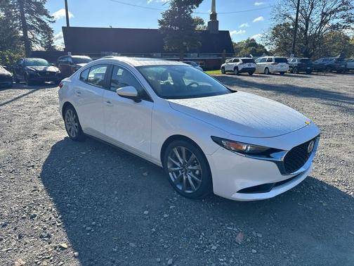 2025 Mazda Mazda3 FWD w/Preferred Package