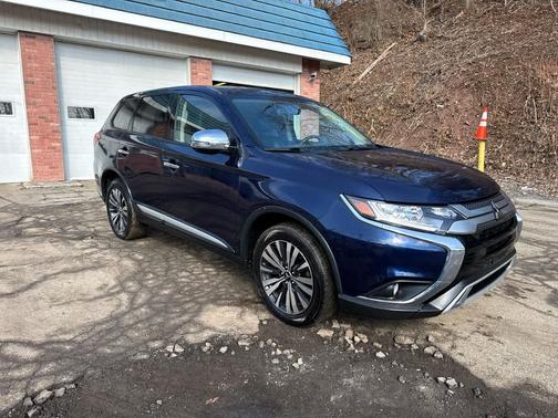 2019 Mitsubishi Outlander SE