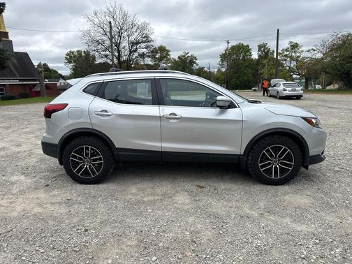 2017 Nissan Rogue Sport SL