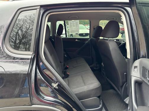 2017 Volkswagen Tiguan Limited 2.0T