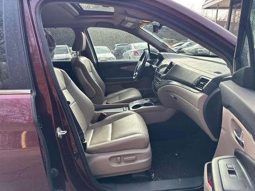 2022 Honda Pilot AWD Special Edition