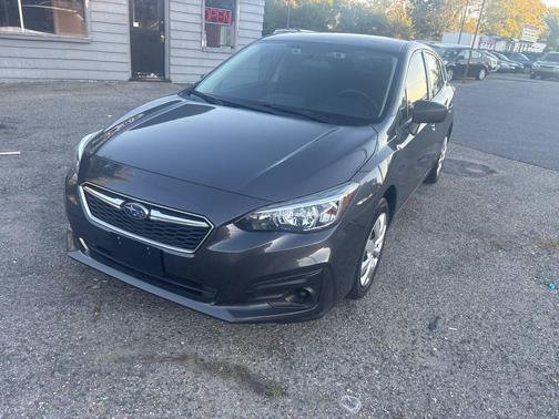 2019 Subaru Impreza 2.0i
