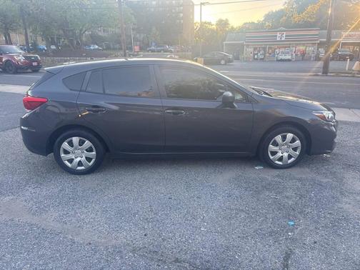 2019 Subaru Impreza 2.0i