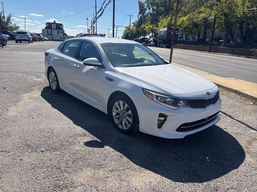2018 Kia Optima S