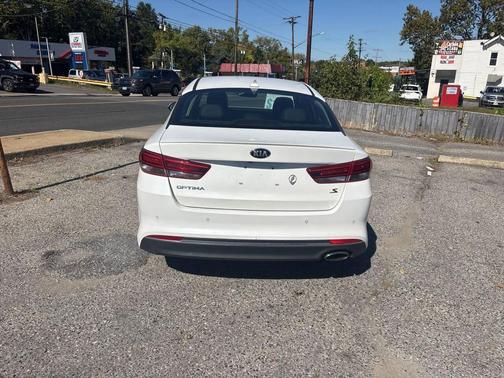 2018 Kia Optima S