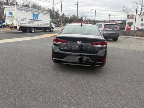 2018 Hyundai SONATA SE