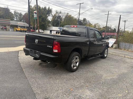 2017 RAM 1500 Express