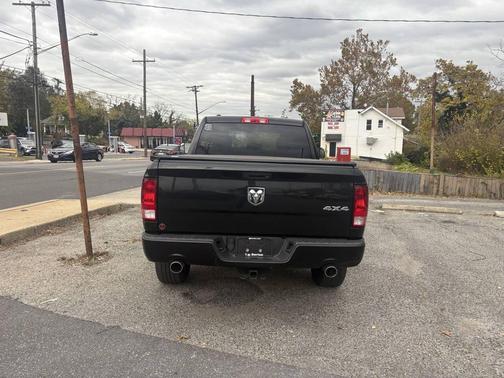 2017 RAM 1500 Express