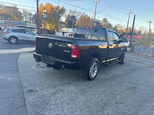 2017 RAM 1500 Express