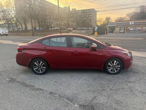 2020 Nissan Versa 1.6 SV