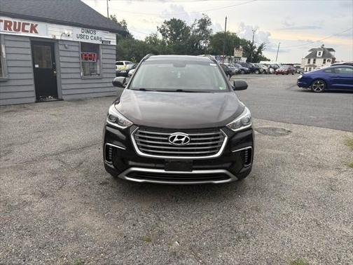 2017 Hyundai SANTA FE SE
