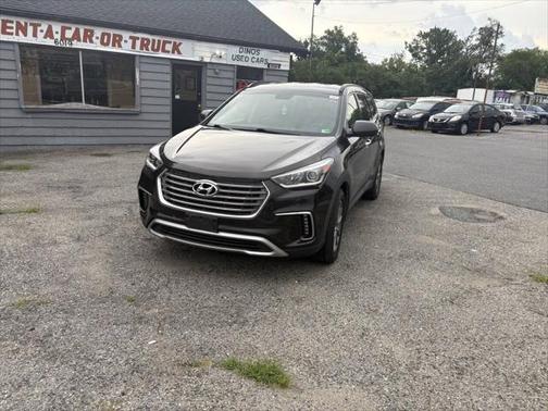 2017 Hyundai SANTA FE SE