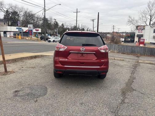 2016 Nissan Rogue SV