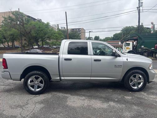 Bright Silver Metallic Clearcoat 2014 RAM 1500 Tradesman/Express