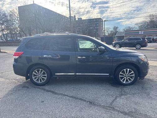 2015 Nissan Pathfinder SL