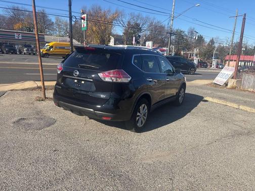 2015 Nissan Rogue SV