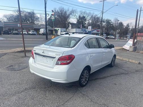 2018 Mitsubishi Mirage G4 SE