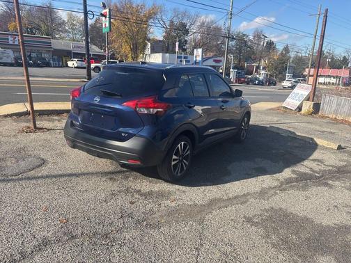 2019 Nissan Kicks SV