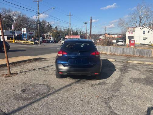 2019 Nissan Kicks SV