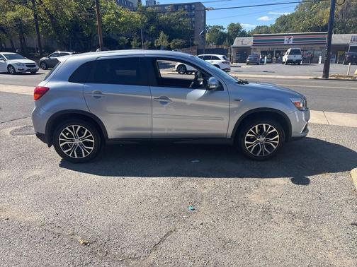 2016 Mitsubishi Outlander Sport 2.4 ES