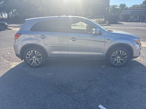 2016 Mitsubishi Outlander Sport 2.4 ES
