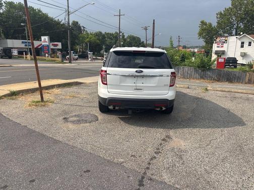 2014 Ford Explorer Base