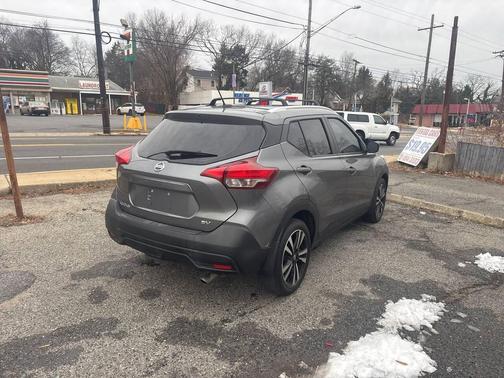 2019 Nissan Kicks SV