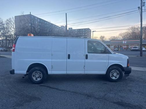 2017 Chevrolet Express 3500 Work Van