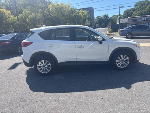 2016 Mazda CX-5 Sport