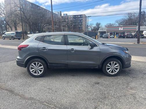 2017 Nissan Rogue Sport SL