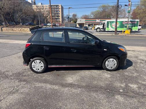 2021 Mitsubishi Mirage ES