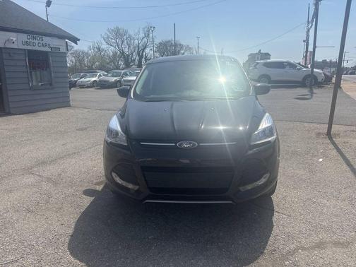 Tuxedo Black 2015 Ford Escape SE
