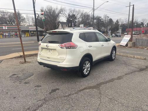 2015 Nissan Rogue SV