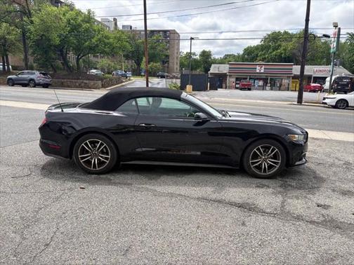 2016 Ford Mustang EcoBoost Premium