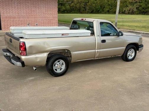 2004 Chevrolet Silverado 1500 Work Truck
