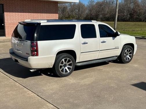 2011 GMC Yukon XL Denali