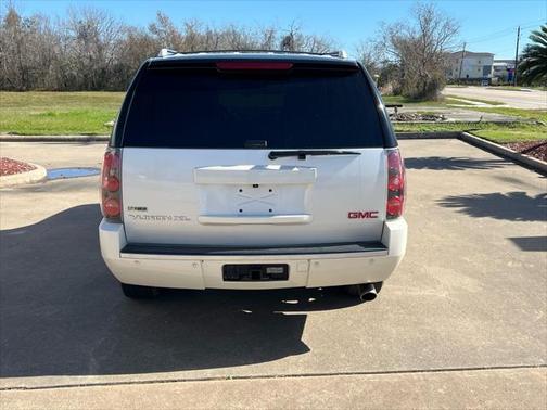 2011 GMC Yukon XL Denali