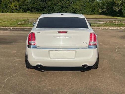2014 Chrysler 300 S