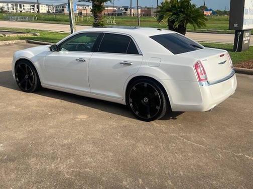 2014 Chrysler 300 S