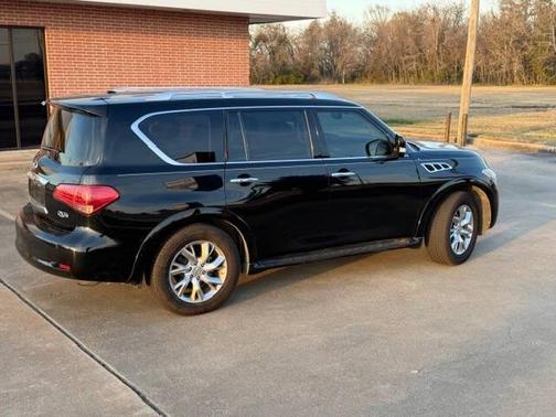 2011 INFINITI QX56 Base