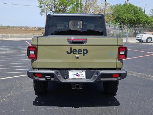 41 2026 Jeep Gladiator Sport